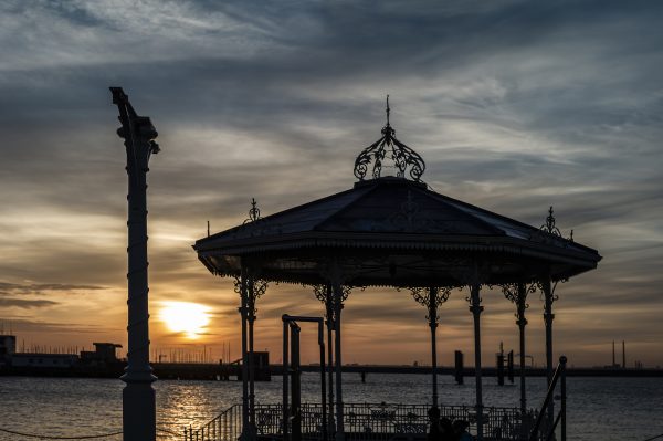 Dun Laoghaire Pier1